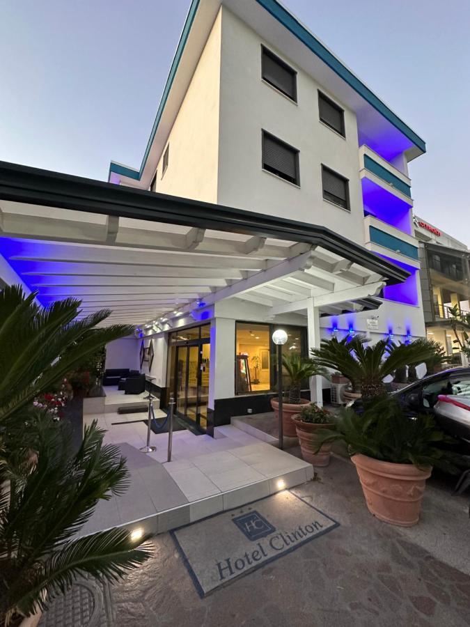 Hotel Clinton Casoria Bagian luar foto