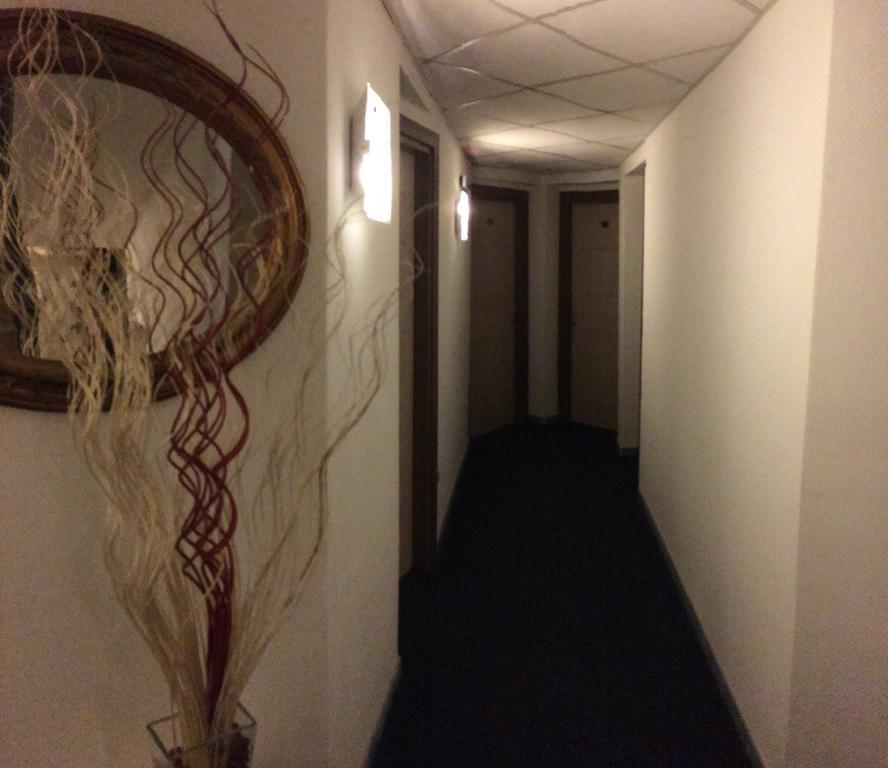Hotel Clinton Casoria Bagian luar foto