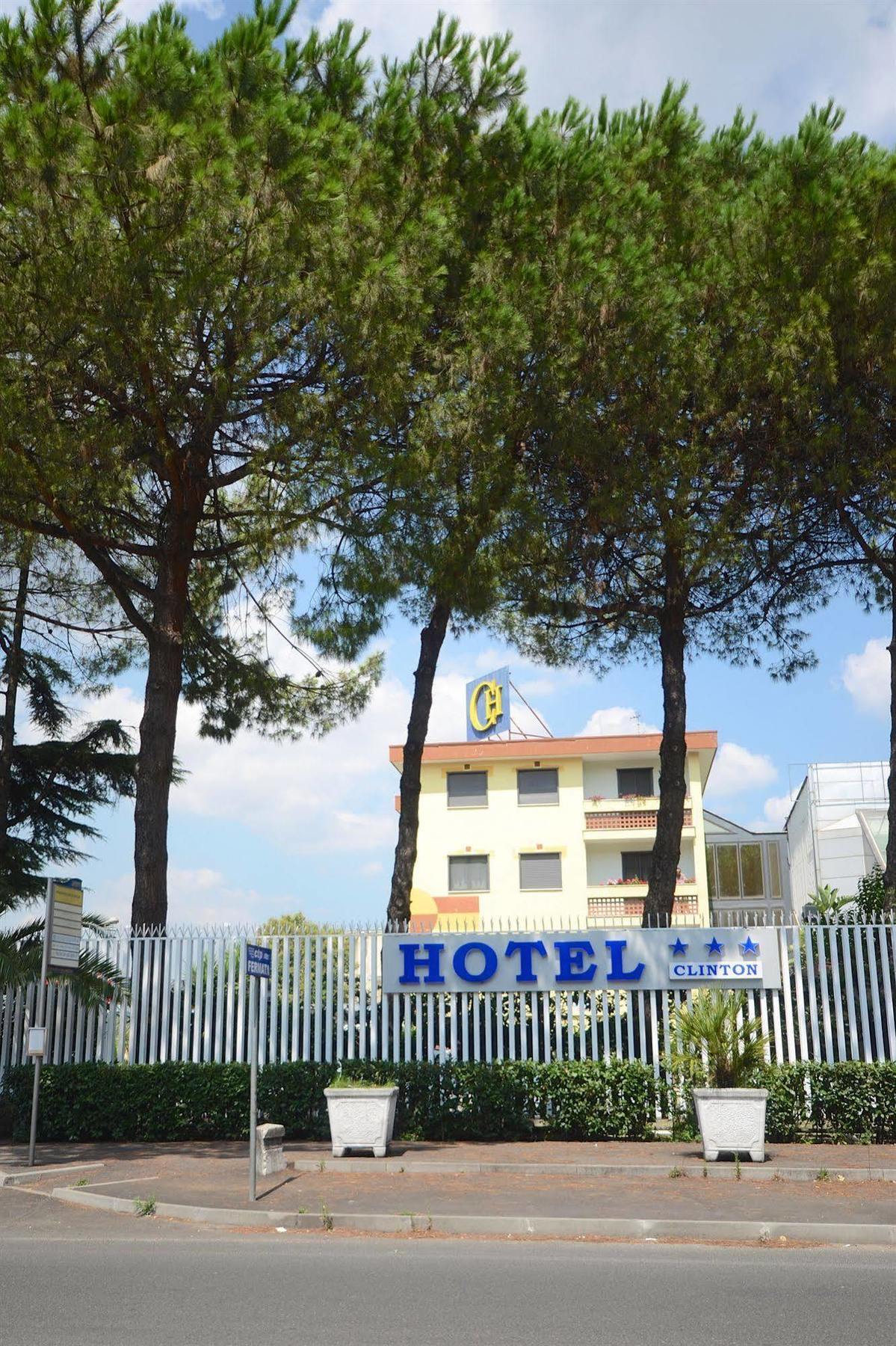 Hotel Clinton Casoria Bagian luar foto