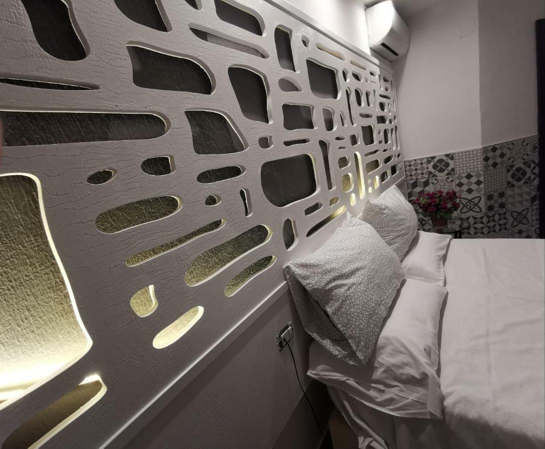 Hotel Clinton Casoria Bagian luar foto